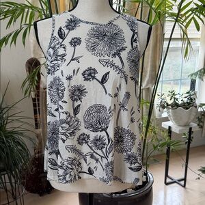 Anthropologie Blue and White Floral Tank Top